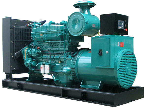 大型發(fā)電機(jī)組T70